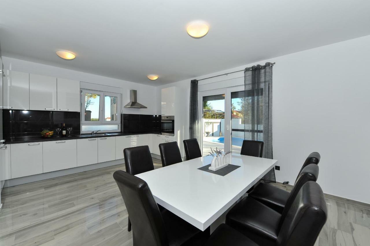 Villa Lily Zadarvillas Privlaka  Kültér fotó